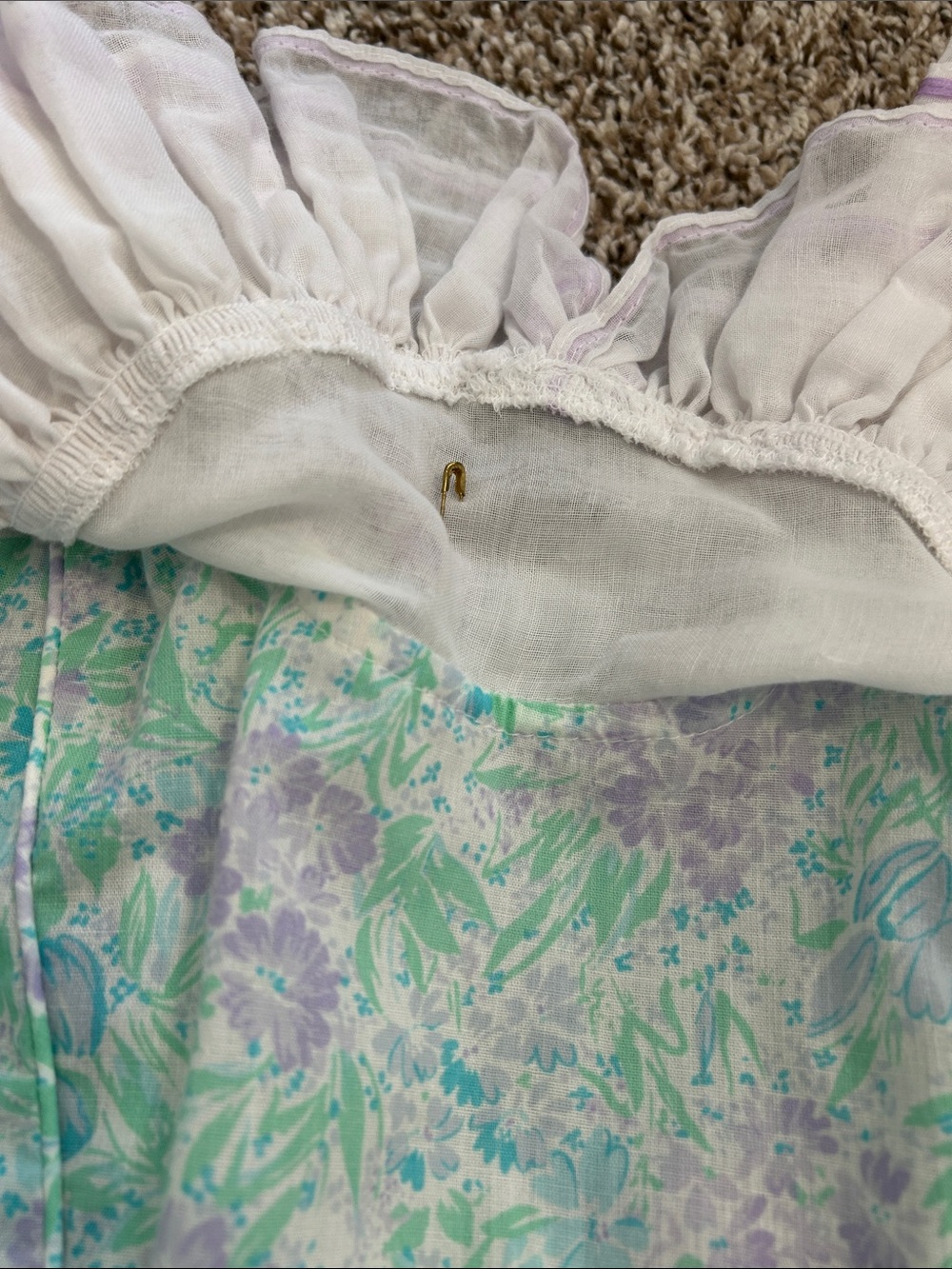Vintage 80s Ruth of Carolina Pastel Floral Dress with Ruffled Collar - Picture 10 of 13